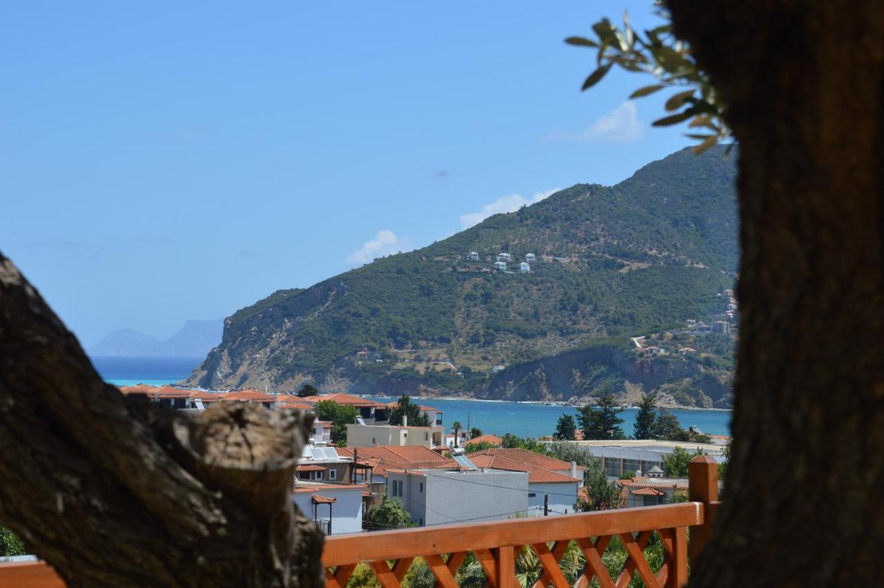 Remvi Apartments Skopelos Town Exterior photo