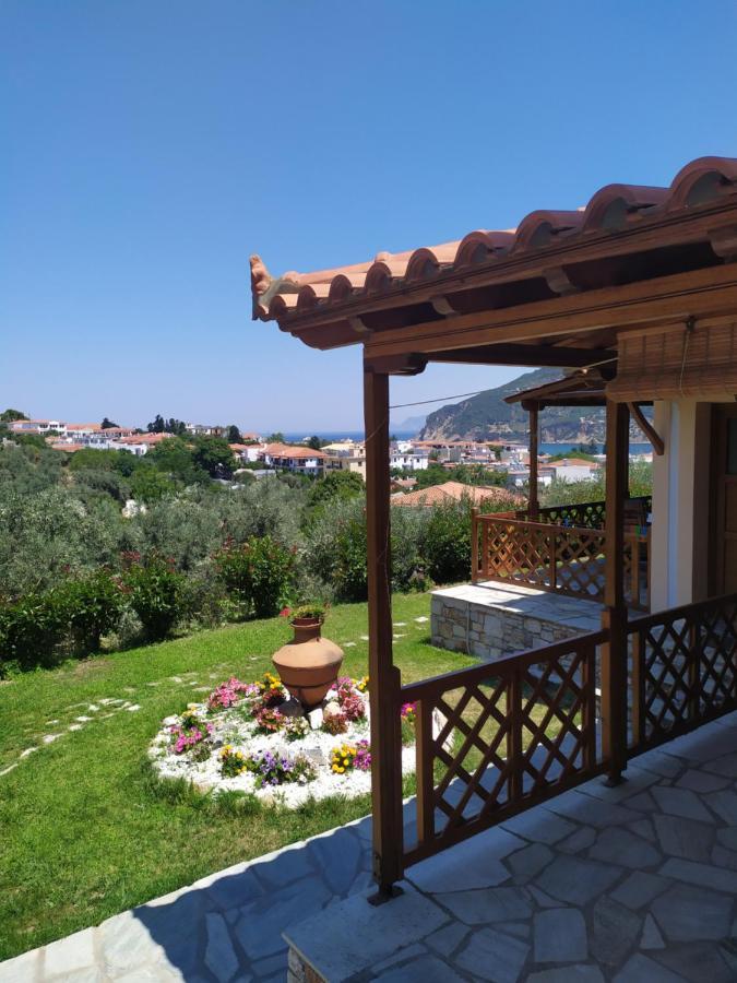 Remvi Apartments Skopelos Town Exterior photo